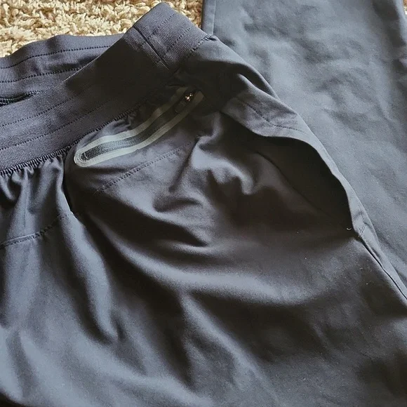 Under Armour Mens Black Casual Relaxed Fit Pants Size XL - Picture 4 of 12